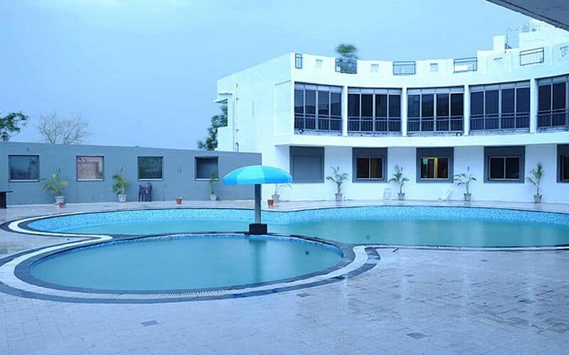 Green Mango Lake Resort Club, Ahmedabad 5